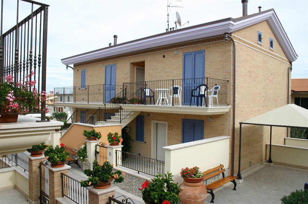 Hôtel Il Borghetto à Cupra Marittima Extérieur photo