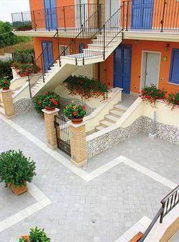 Hôtel Il Borghetto à Cupra Marittima Extérieur photo